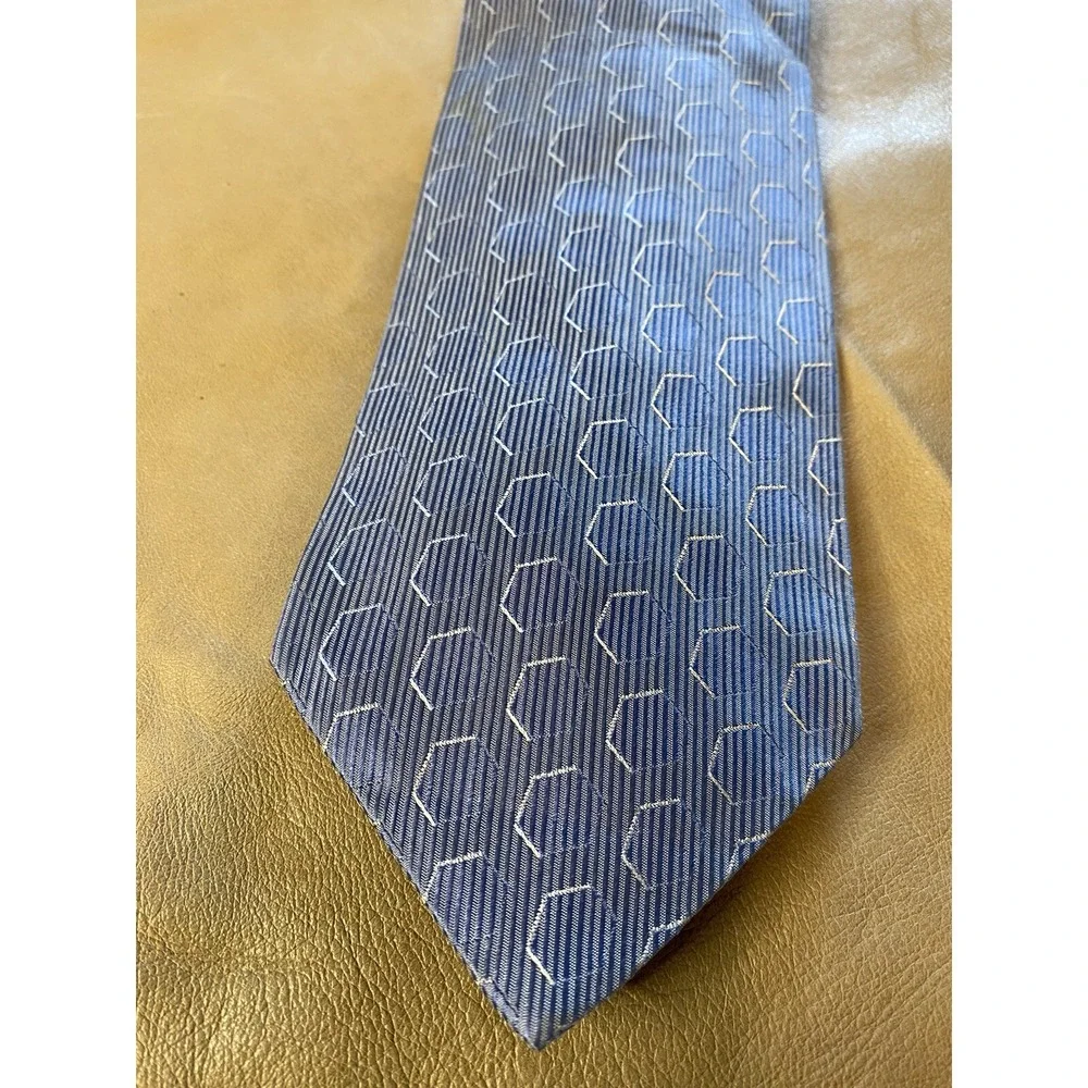 FERRE Light Blue Hexagon Geometric Design SILK 100% Men's Neck Tie Italy Made